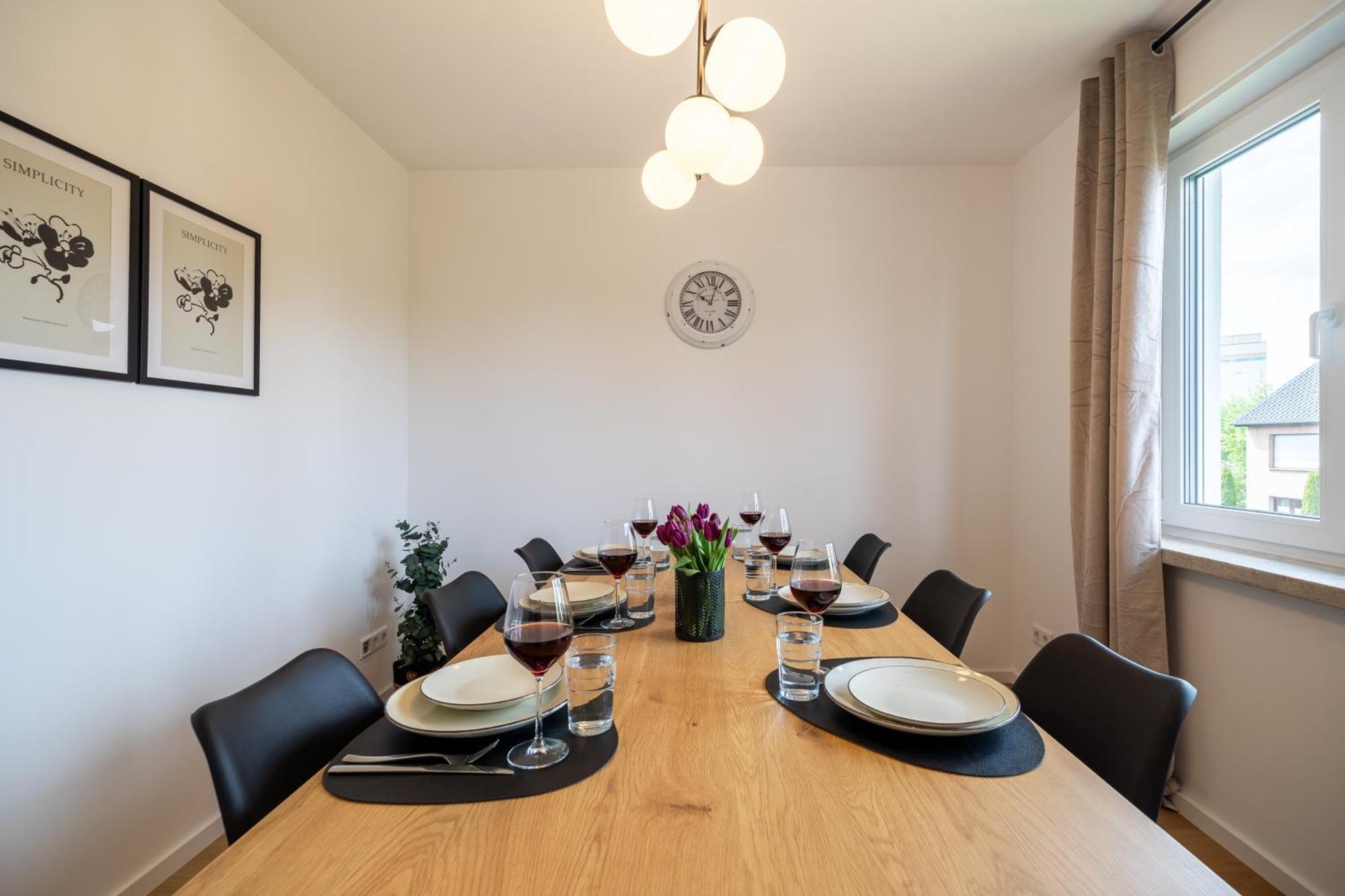 Raw-flat Meier - Modern - Stylisch - Balkon - Netflix Appartement Bielefeld